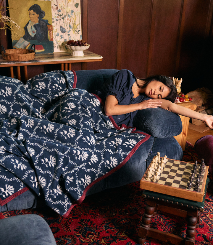 Chappywrap Floral Trellis Blanket: Original