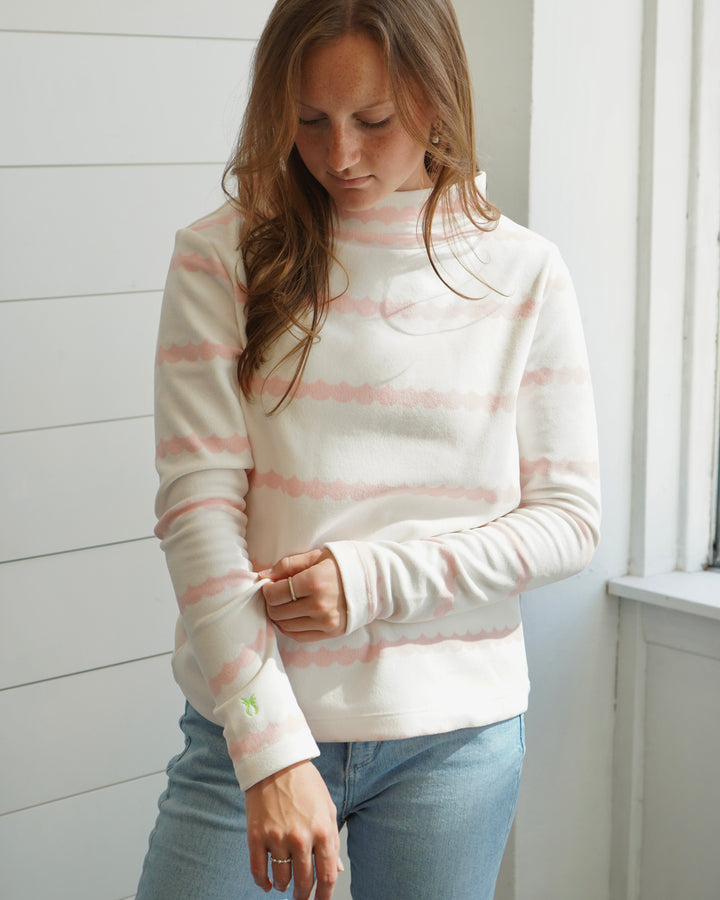Women’s Dudley Brighton Boatneck Fleece- Blush Scallop