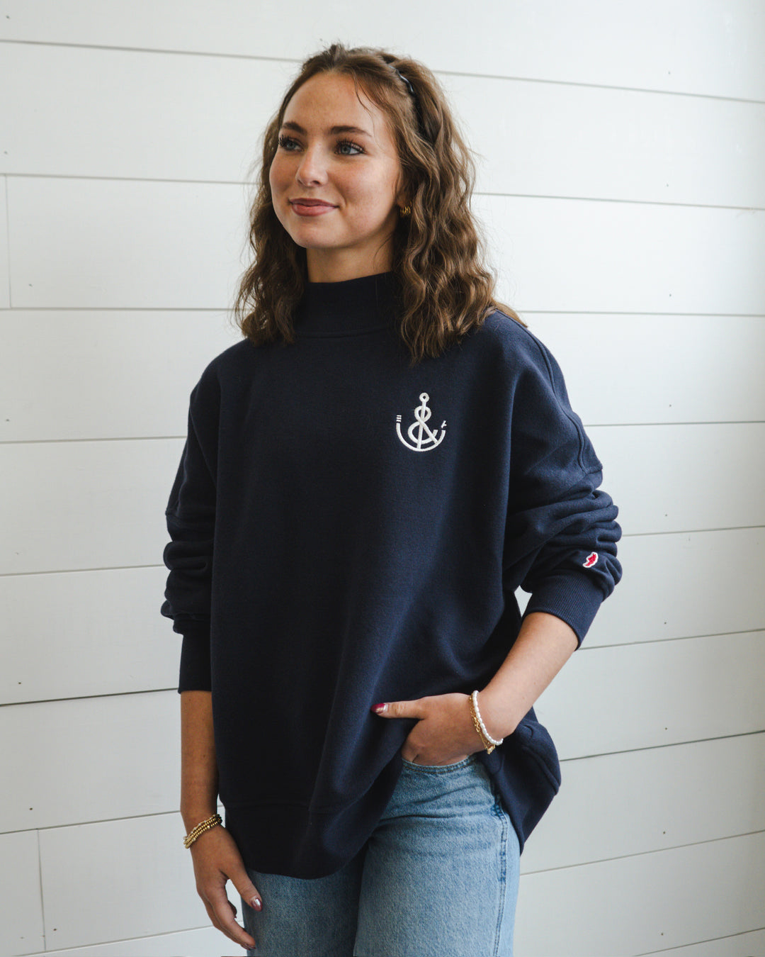 Women’s Anchor Mockneck Crew-Navy
