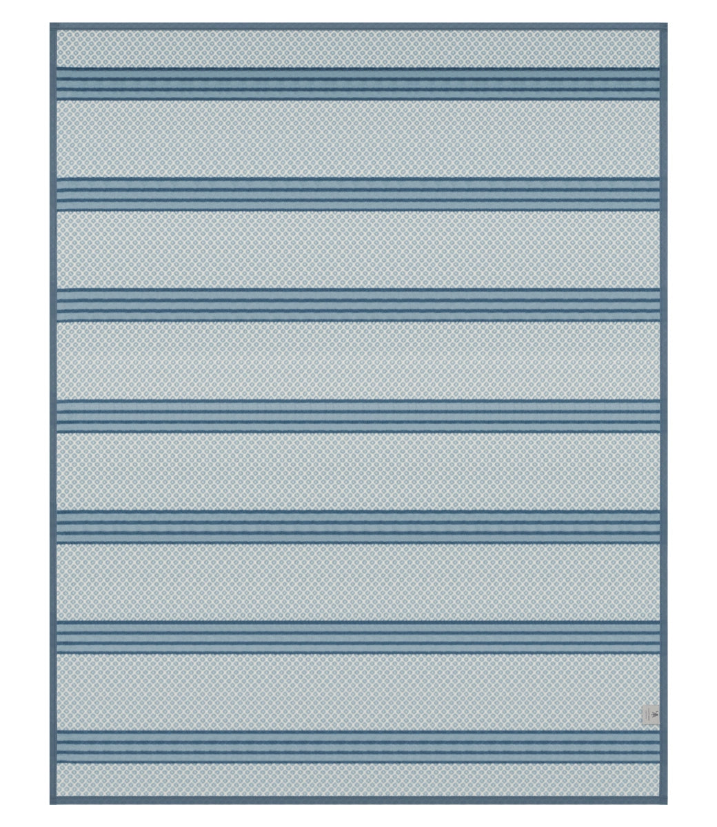 ChappyWrap Blanket- Captain's Classic Fog